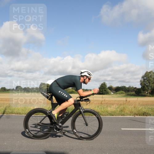 25.08.2024 - Elbe Triathlon Hamburg Fuchs,  Jonas http://msf.ph/oto/6833149 25.08.2024 09:49:42 Radfahren 445, 275, 509, 241, 263 meine-sportfotos.de