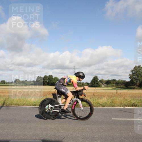 25.08.2024 - Elbe Triathlon Hamburg Fuchs,  Jonas http://msf.ph/oto/6833171 25.08.2024 09:49:52 Radfahren 144, 357, 209, 399, 433 meine-sportfotos.de