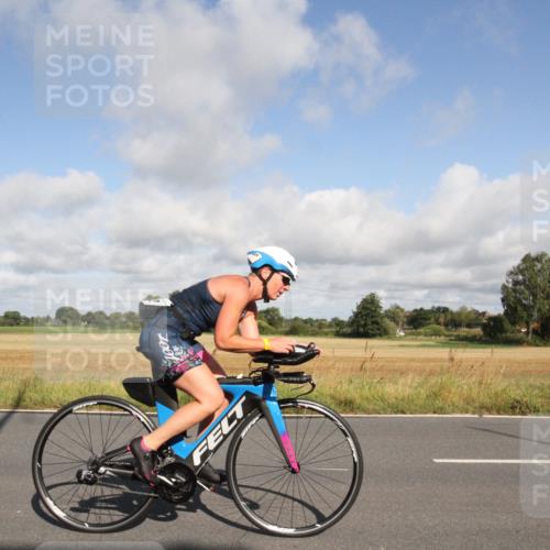 25.08.2024 - Elbe Triathlon Hamburg Fuchs,  Jonas http://msf.ph/oto/6833238 25.08.2024 09:50:50 Radfahren 325, 181, 542, 457, 319 meine-sportfotos.de