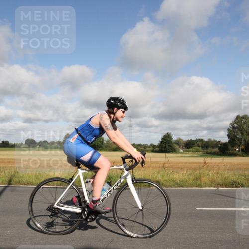 25.08.2024 - Elbe Triathlon Hamburg Fuchs,  Jonas http://msf.ph/oto/6833275 25.08.2024 09:51:46 Radfahren 340, 477, 208, 331 meine-sportfotos.de