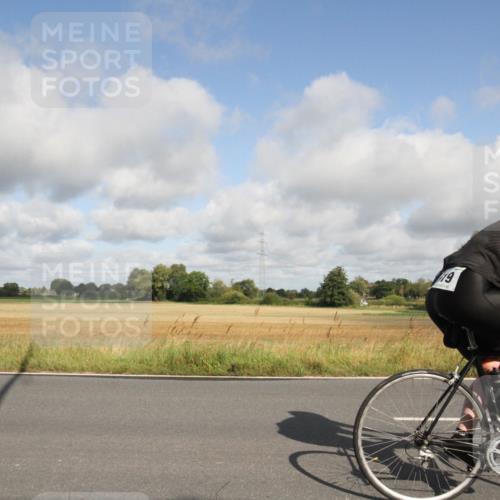 25.08.2024 - Elbe Triathlon Hamburg Fuchs,  Jonas http://msf.ph/oto/6833339 25.08.2024 09:53:00 Radfahren 246, 427, 347, 519, 310, 403 meine-sportfotos.de