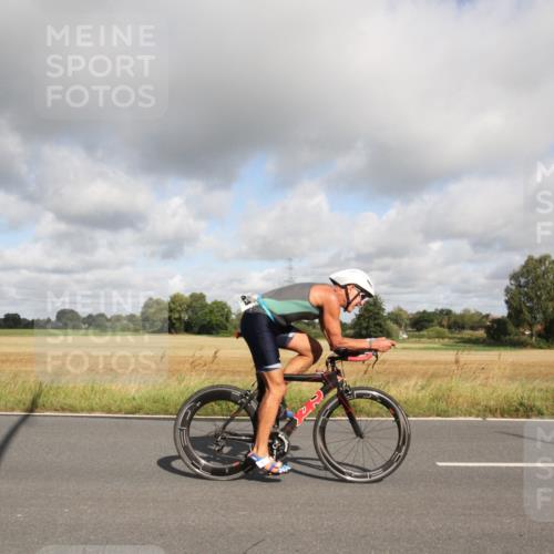 25.08.2024 - Elbe Triathlon Hamburg Fuchs,  Jonas http://msf.ph/oto/6833468 25.08.2024 09:54:52 Radfahren 504, 443, 534 meine-sportfotos.de