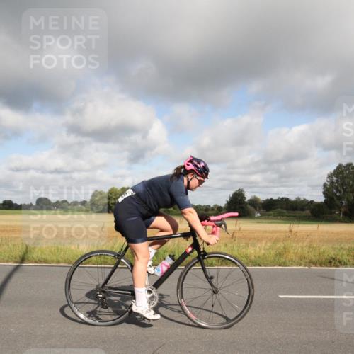 25.08.2024 - Elbe Triathlon Hamburg Fuchs,  Jonas http://msf.ph/oto/6833499 25.08.2024 09:55:32 Radfahren 408, 387, 505, 283, 318 meine-sportfotos.de