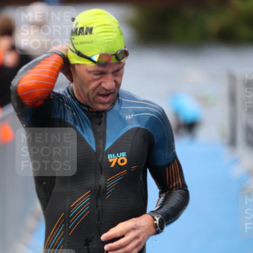 25.08.2024 - Elbe Triathlon Hamburg H.Heesch http://msf.ph/oto/6833523 25.08.2024 08:32:57 Schwimmen 50, 91, 99, 105 meine-sportfotos.de