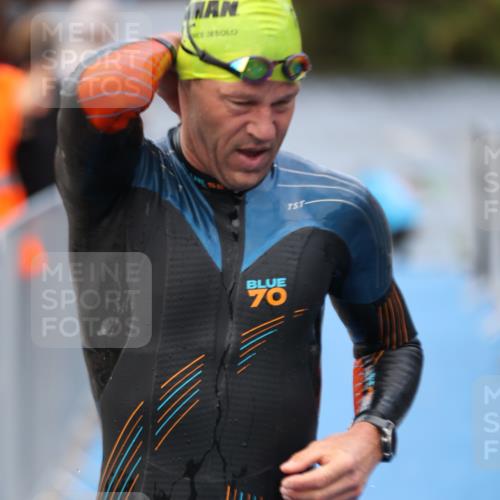 25.08.2024 - Elbe Triathlon Hamburg H.Heesch http://msf.ph/oto/6833535 25.08.2024 08:32:58 Schwimmen 50, 91, 99, 105 meine-sportfotos.de