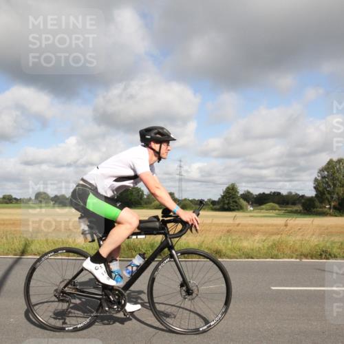 25.08.2024 - Elbe Triathlon Hamburg Fuchs,  Jonas http://msf.ph/oto/6833550 25.08.2024 09:56:03 Radfahren 359, 358, 354, 420 meine-sportfotos.de