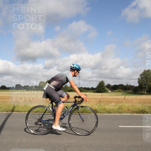 25.08.2024 - Elbe Triathlon Hamburg Fuchs,  Jonas http://msf.ph/oto/6833696 25.08.2024 09:58:34 Radfahren 525, 455, 285, 388, 345 meine-sportfotos.de