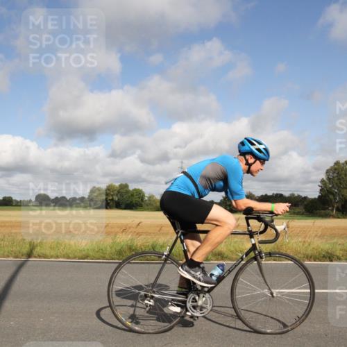 25.08.2024 - Elbe Triathlon Hamburg Fuchs,  Jonas http://msf.ph/oto/6833707 25.08.2024 09:58:47 Radfahren 417, 282, 336, 231 meine-sportfotos.de