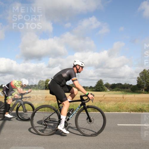 25.08.2024 - Elbe Triathlon Hamburg Fuchs,  Jonas http://msf.ph/oto/6833711 25.08.2024 09:58:48 Radfahren 282, 336, 231, 469 meine-sportfotos.de