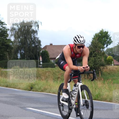 25.08.2024 - Elbe Triathlon Hamburg Fuchs,  Jonas http://msf.ph/oto/6833798 25.08.2024 08:34:23 Radfahren 85 meine-sportfotos.de