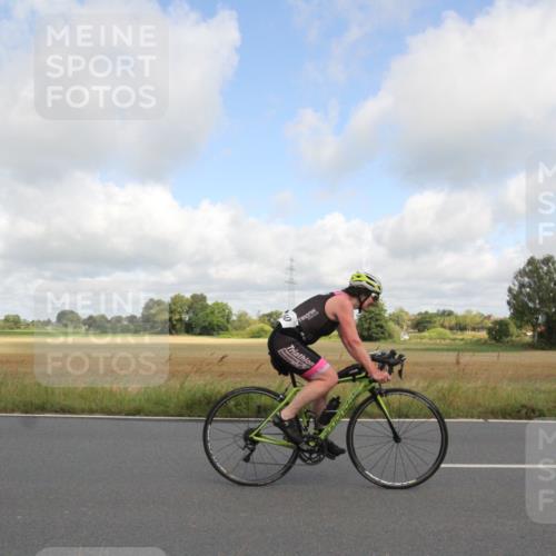 25.08.2024 - Elbe Triathlon Hamburg Fuchs,  Jonas http://msf.ph/oto/6833874 25.08.2024 10:01:02 Radfahren 214, 550, 544, 440, 406 meine-sportfotos.de