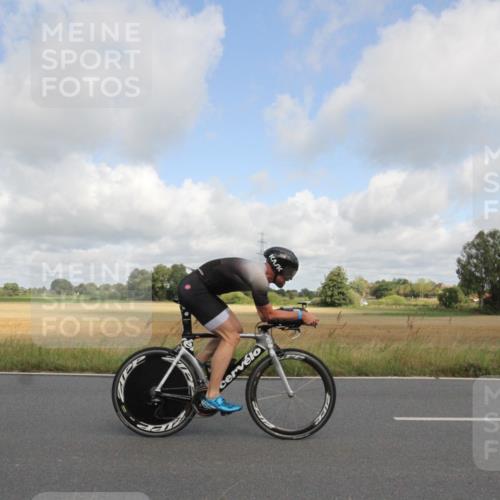 25.08.2024 - Elbe Triathlon Hamburg Fuchs,  Jonas http://msf.ph/oto/6833883 25.08.2024 10:01:05 Radfahren 550, 544, 440, 406, 364 meine-sportfotos.de