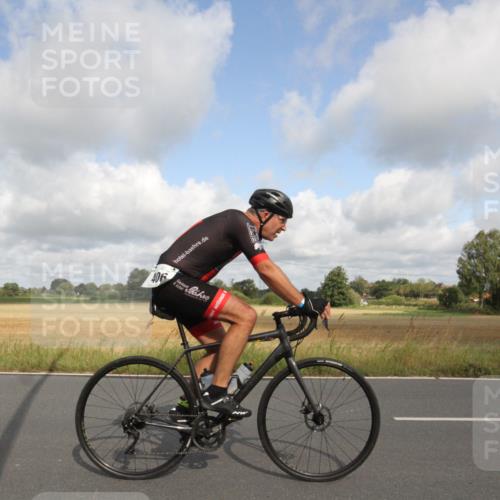 25.08.2024 - Elbe Triathlon Hamburg Fuchs,  Jonas http://msf.ph/oto/6833888 25.08.2024 10:01:08 Radfahren 550, 544, 440, 406, 364 meine-sportfotos.de