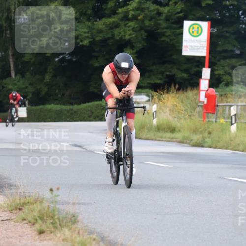 25.08.2024 - Elbe Triathlon Hamburg Fuchs,  Jonas http://msf.ph/oto/6833923 25.08.2024 08:37:54 Radfahren 78, 82 meine-sportfotos.de