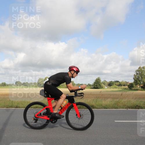 25.08.2024 - Elbe Triathlon Hamburg Fuchs,  Jonas http://msf.ph/oto/6833954 25.08.2024 10:02:19 Radfahren 374, 441, 462 meine-sportfotos.de