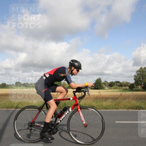 25.08.2024 - Elbe Triathlon Hamburg Fuchs,  Jonas http://msf.ph/oto/6833961 25.08.2024 10:02:23 Radfahren 374, 441, 462 meine-sportfotos.de