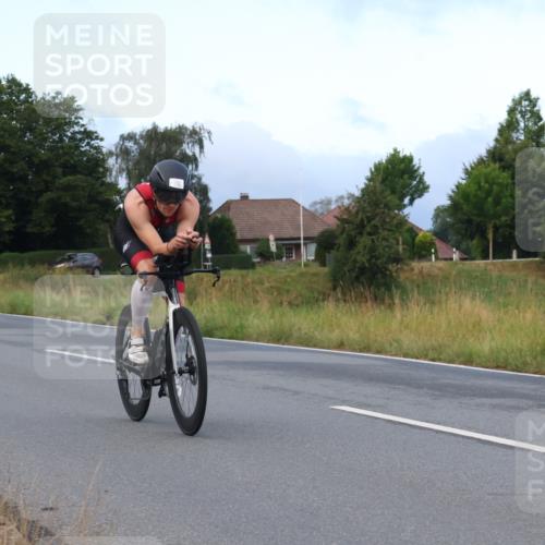 25.08.2024 - Elbe Triathlon Hamburg Fuchs,  Jonas http://msf.ph/oto/6833962 25.08.2024 08:37:56 Radfahren 78, 82 meine-sportfotos.de