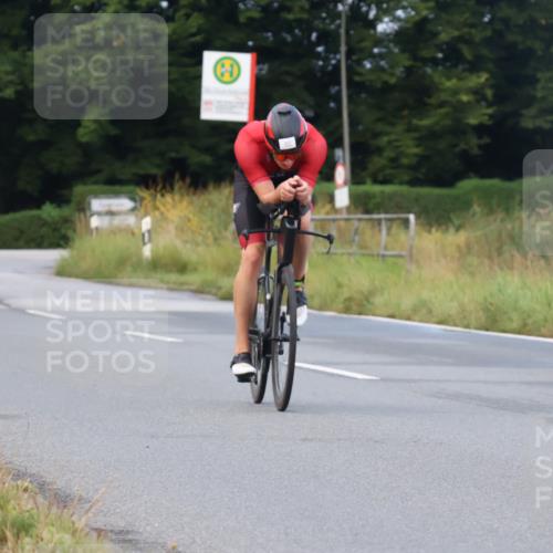 25.08.2024 - Elbe Triathlon Hamburg Fuchs,  Jonas http://msf.ph/oto/6833993 25.08.2024 08:38:00 Radfahren 82 meine-sportfotos.de