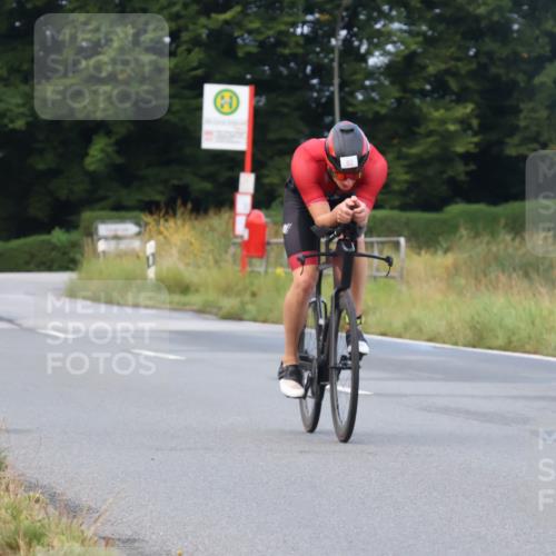25.08.2024 - Elbe Triathlon Hamburg Fuchs,  Jonas http://msf.ph/oto/6833996 25.08.2024 08:38:00 Radfahren 82 meine-sportfotos.de