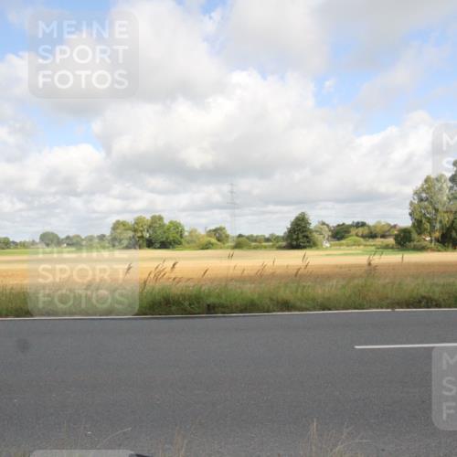 25.08.2024 - Elbe Triathlon Hamburg Fuchs,  Jonas http://msf.ph/oto/6834066 25.08.2024 10:03:39 Radfahren 488, 135, 286, 223, 423, 271, 400 meine-sportfotos.de