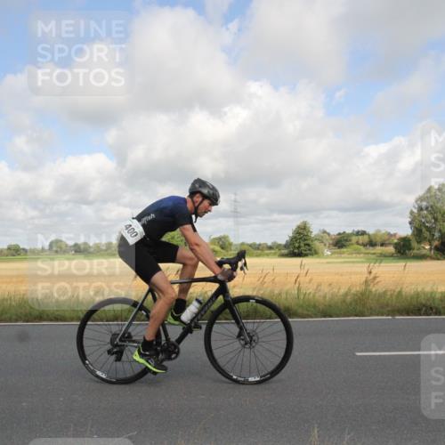 25.08.2024 - Elbe Triathlon Hamburg Fuchs,  Jonas http://msf.ph/oto/6834080 25.08.2024 10:03:44 Radfahren 423, 271, 400, 537, 476, 361 meine-sportfotos.de