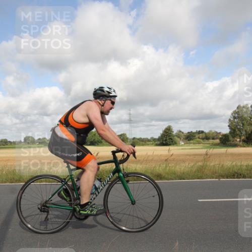 25.08.2024 - Elbe Triathlon Hamburg Fuchs,  Jonas http://msf.ph/oto/6834092 25.08.2024 10:03:48 Radfahren 271, 400, 537, 476, 361, 540, 493 meine-sportfotos.de