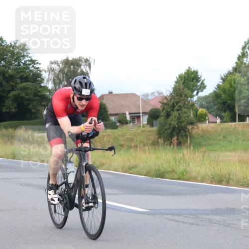25.08.2024 - Elbe Triathlon Hamburg Fuchs,  Jonas http://msf.ph/oto/6834137 25.08.2024 08:38:39 Radfahren 106, 79 meine-sportfotos.de