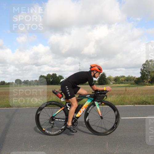25.08.2024 - Elbe Triathlon Hamburg Fuchs,  Jonas http://msf.ph/oto/6834152 25.08.2024 10:04:25 Radfahren 356, 371, 350, 549 meine-sportfotos.de