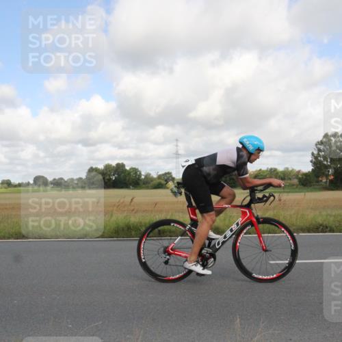 25.08.2024 - Elbe Triathlon Hamburg Fuchs,  Jonas http://msf.ph/oto/6834159 25.08.2024 10:04:33 Radfahren 399, 410, 326, 433 meine-sportfotos.de