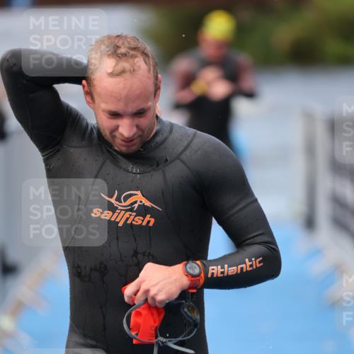 25.08.2024 - Elbe Triathlon Hamburg H.Heesch http://msf.ph/oto/6834180 25.08.2024 08:33:52 Schwimmen 33, 61, 64, 69, 86 meine-sportfotos.de