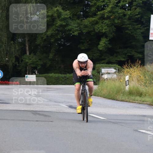 25.08.2024 - Elbe Triathlon Hamburg Fuchs,  Jonas http://msf.ph/oto/6834202 25.08.2024 08:39:29 Radfahren 38 meine-sportfotos.de