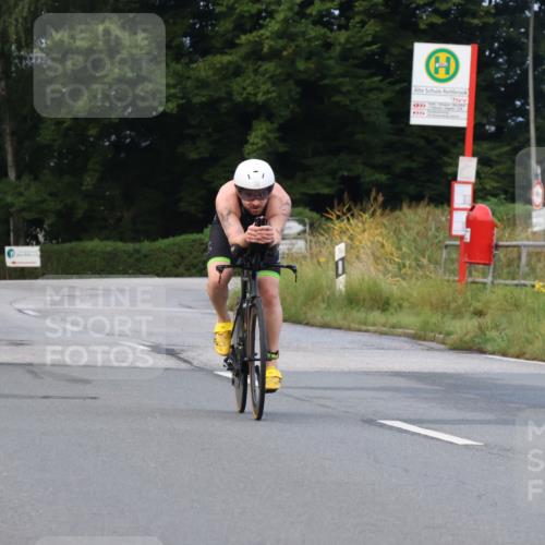25.08.2024 - Elbe Triathlon Hamburg Fuchs,  Jonas http://msf.ph/oto/6834211 25.08.2024 08:39:30 Radfahren 38 meine-sportfotos.de