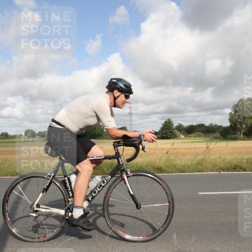 25.08.2024 - Elbe Triathlon Hamburg Fuchs,  Jonas http://msf.ph/oto/6834226 25.08.2024 10:05:39 Radfahren 199, 344, 397, 340, 357, 526 meine-sportfotos.de