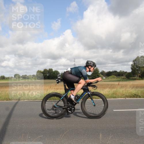 25.08.2024 - Elbe Triathlon Hamburg Fuchs,  Jonas http://msf.ph/oto/6834241 25.08.2024 10:05:44 Radfahren 344, 397, 340, 357, 526, 304, 349 meine-sportfotos.de