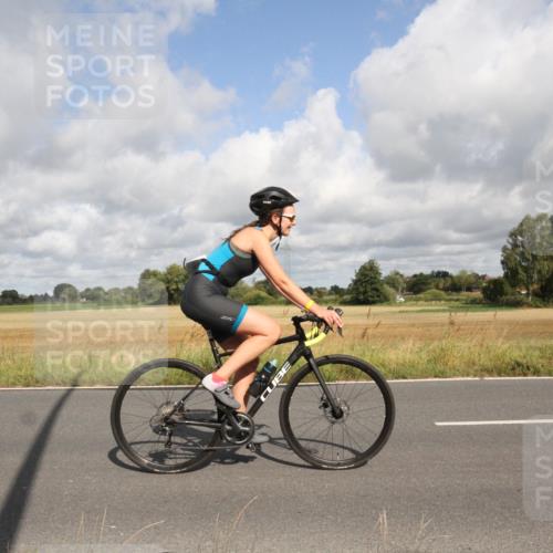 25.08.2024 - Elbe Triathlon Hamburg Fuchs,  Jonas http://msf.ph/oto/6834272 25.08.2024 10:06:17 Radfahren 369, 472, 509, 445, 426 meine-sportfotos.de