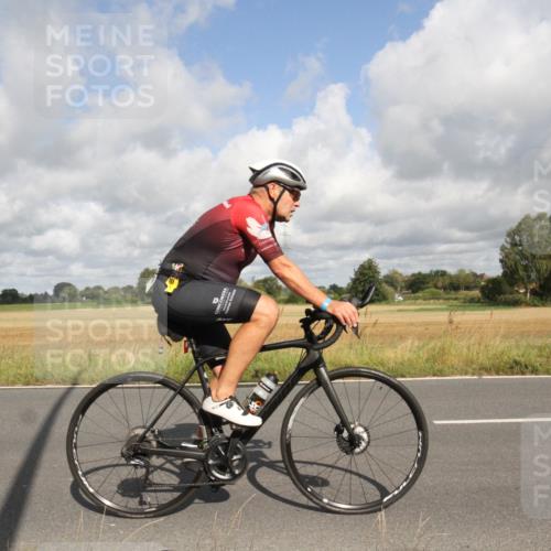 25.08.2024 - Elbe Triathlon Hamburg Fuchs,  Jonas http://msf.ph/oto/6834282 25.08.2024 10:06:22 Radfahren 472, 509, 445, 426, 175 meine-sportfotos.de