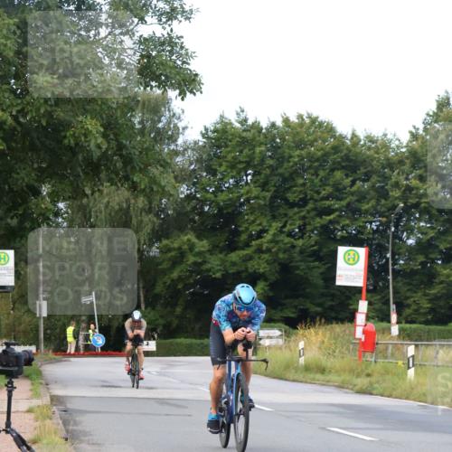 25.08.2024 - Elbe Triathlon Hamburg Fuchs,  Jonas http://msf.ph/oto/6834290 25.08.2024 08:39:58 Radfahren 71, 100 meine-sportfotos.de
