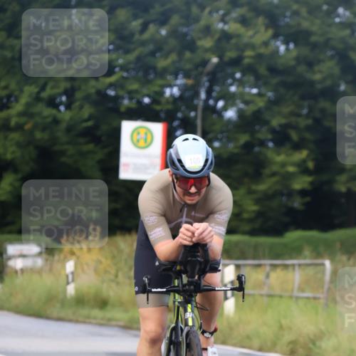 25.08.2024 - Elbe Triathlon Hamburg Fuchs,  Jonas http://msf.ph/oto/6834333 25.08.2024 08:40:01 Radfahren 71, 100 meine-sportfotos.de