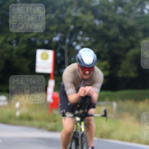 25.08.2024 - Elbe Triathlon Hamburg Fuchs,  Jonas http://msf.ph/oto/6834339 25.08.2024 08:40:01 Radfahren 71, 100 meine-sportfotos.de