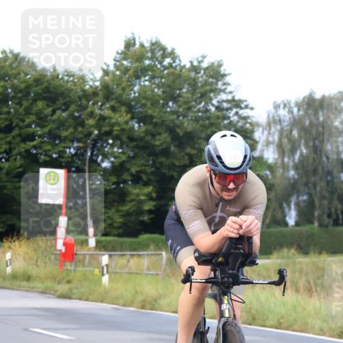 25.08.2024 - Elbe Triathlon Hamburg Fuchs,  Jonas http://msf.ph/oto/6834349 25.08.2024 08:40:01 Radfahren 71, 100 meine-sportfotos.de