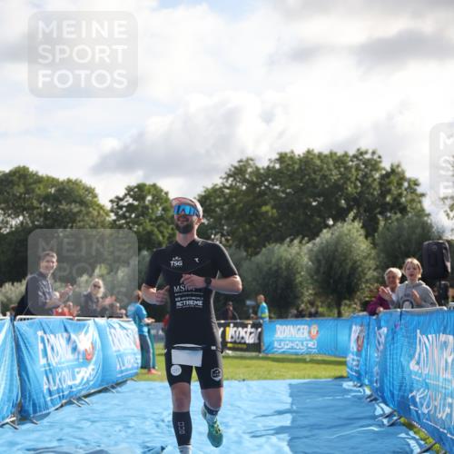 25.08.2024 - Elbe Triathlon Hamburg H.Heesch http://msf.ph/oto/6834367 25.08.2024 10:04:57 Ziel 47 meine-sportfotos.de