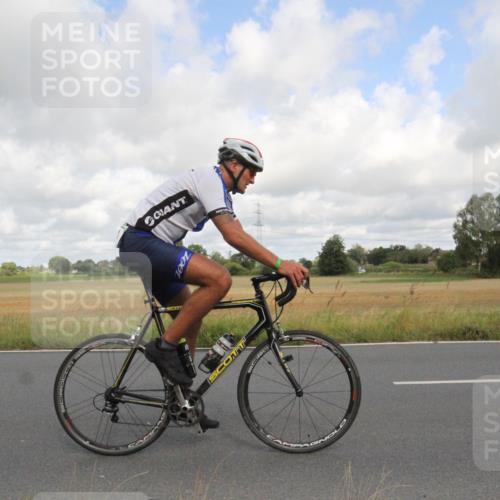 25.08.2024 - Elbe Triathlon Hamburg Fuchs,  Jonas http://msf.ph/oto/6834368 25.08.2024 10:07:16 Radfahren 533, 389, 268, 368 meine-sportfotos.de