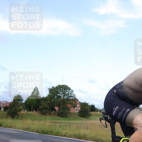 25.08.2024 - Elbe Triathlon Hamburg Fuchs,  Jonas http://msf.ph/oto/6834374 25.08.2024 08:40:02 Radfahren 71, 100 meine-sportfotos.de