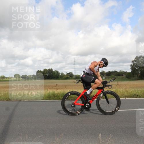25.08.2024 - Elbe Triathlon Hamburg Fuchs,  Jonas http://msf.ph/oto/6834376 25.08.2024 10:07:22 Radfahren 268, 368 meine-sportfotos.de