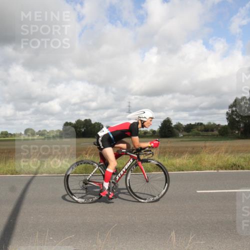 25.08.2024 - Elbe Triathlon Hamburg Fuchs,  Jonas http://msf.ph/oto/6834390 25.08.2024 10:07:35 Radfahren 553, 457, 461, 419, 314, 465, 471 meine-sportfotos.de