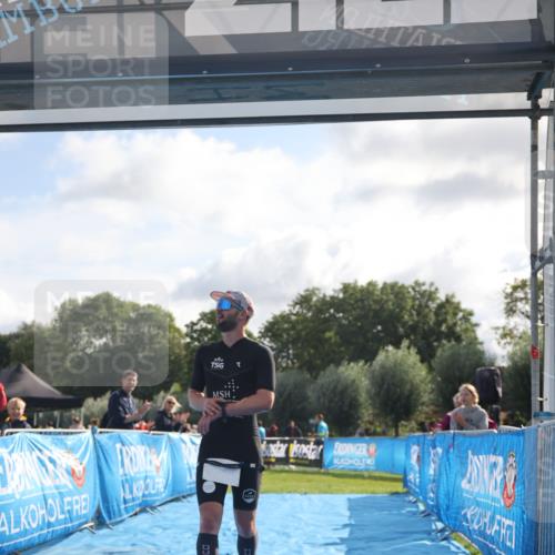 25.08.2024 - Elbe Triathlon Hamburg H.Heesch http://msf.ph/oto/6834395 25.08.2024 10:04:58 Ziel 47 meine-sportfotos.de