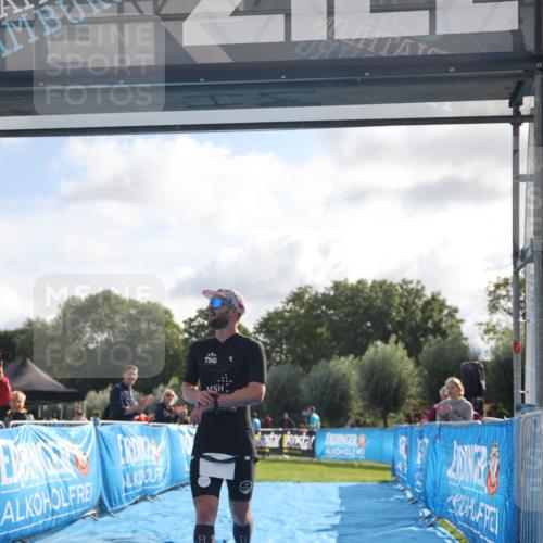 25.08.2024 - Elbe Triathlon Hamburg H.Heesch http://msf.ph/oto/6834400 25.08.2024 10:04:58 Ziel 47 meine-sportfotos.de
