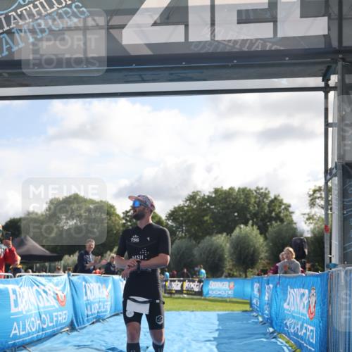 25.08.2024 - Elbe Triathlon Hamburg H.Heesch http://msf.ph/oto/6834407 25.08.2024 10:04:58 Ziel 47 meine-sportfotos.de
