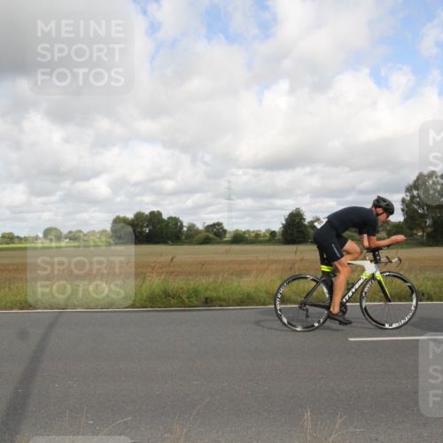 25.08.2024 - Elbe Triathlon Hamburg Fuchs,  Jonas http://msf.ph/oto/6834417 25.08.2024 10:07:39 Radfahren 457, 461, 419, 314, 465, 471, 342, 307 meine-sportfotos.de