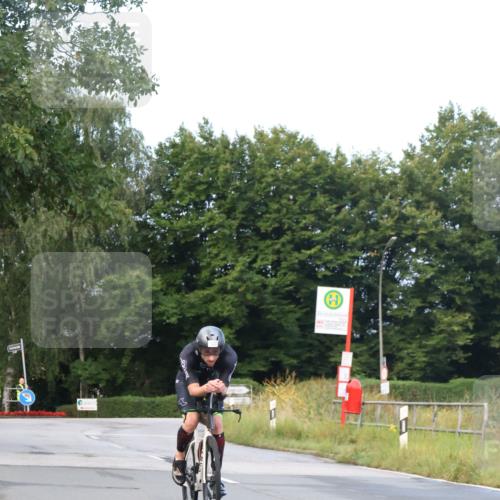 25.08.2024 - Elbe Triathlon Hamburg Fuchs,  Jonas http://msf.ph/oto/6834423 25.08.2024 08:40:14 Radfahren 40 meine-sportfotos.de